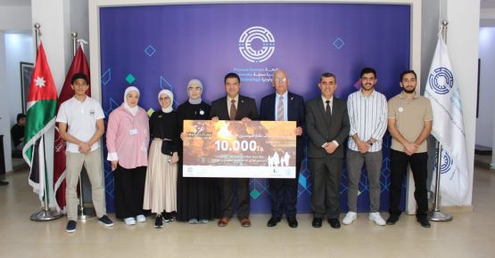 Princess Sumaya University for Technology Presents Check Worth 10,000 Dinars to Jordan Engineers Association for “Together We Support Gaza” Campaign
